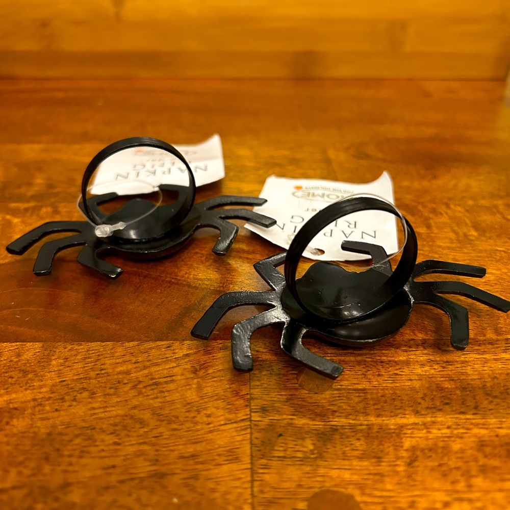Spider Napkin Rings - Picture 3 of 3